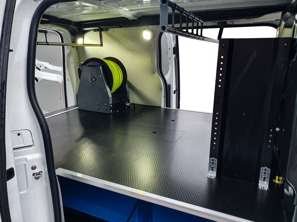 Tambur electric Powerdrive™ cu 100 m de furtun Streamline® HIVIZ de 6 mm